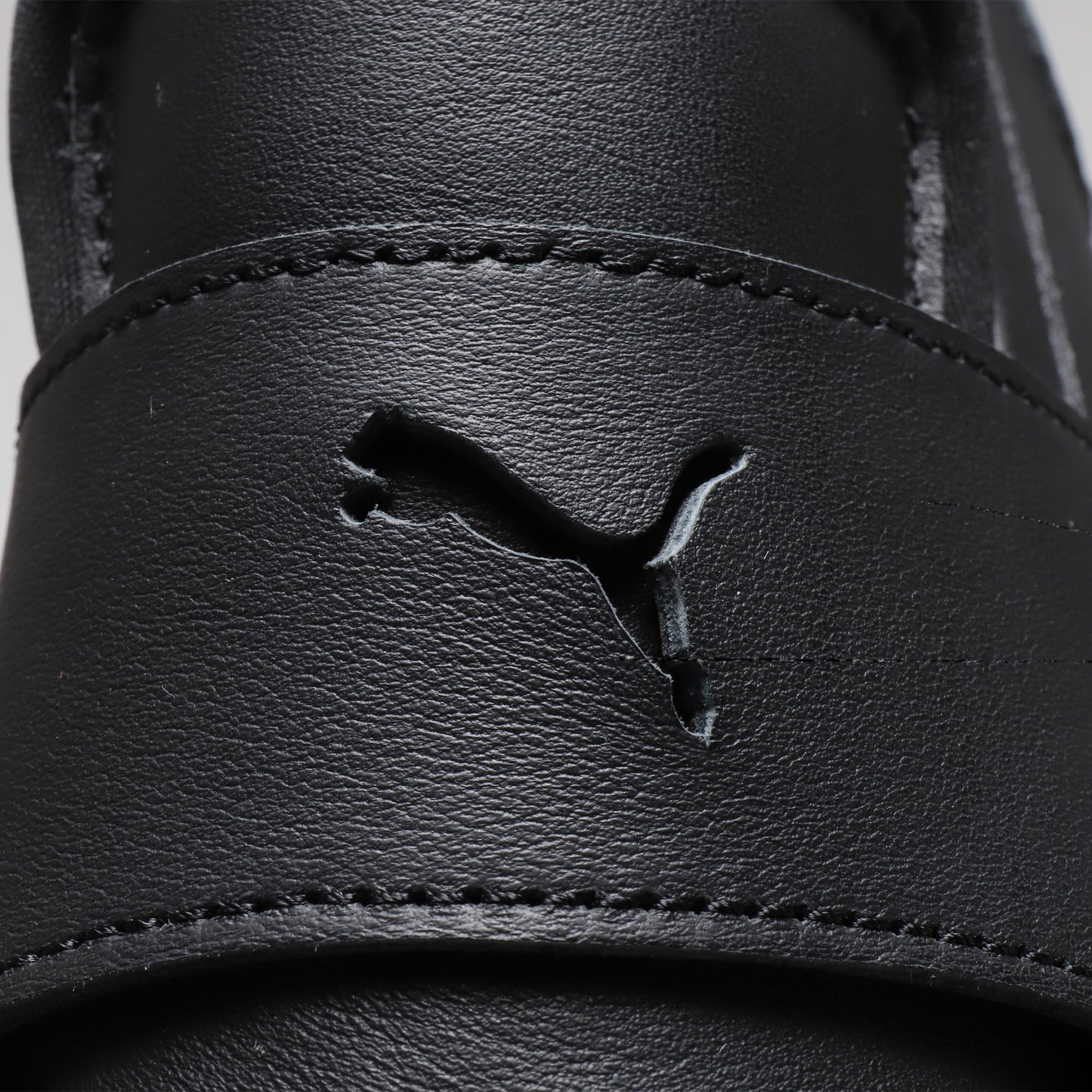 PUMA LOAFYR WMNS PUMA BLACK 397730-01