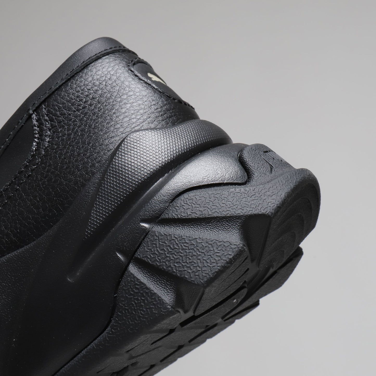 PUMA LOAFYR WMNS PUMA BLACK 397730-01