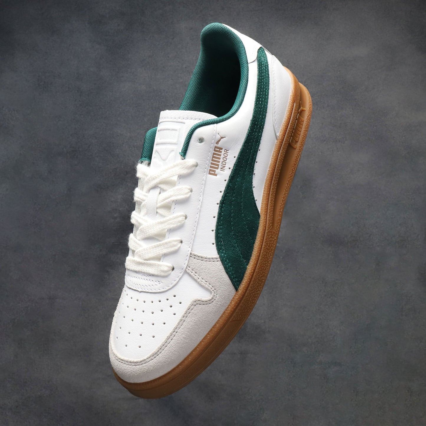 【EXCLUSIVE】PUMA INDOOR PUMA WHITE/DARK MYRTLE/GUM 401360-05