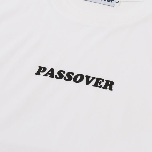 PASSOVER FRONT TEE WHITE/BLACK